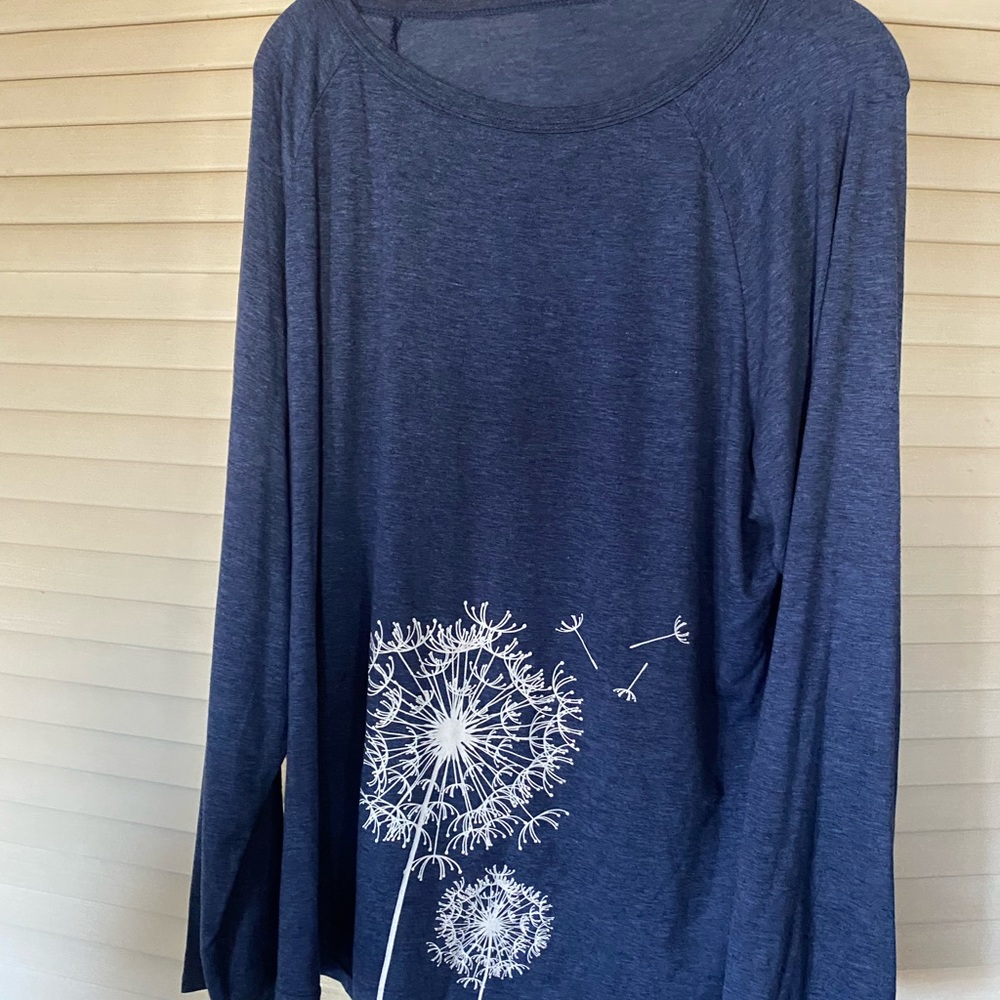 Long sleeve top. Never been worn.